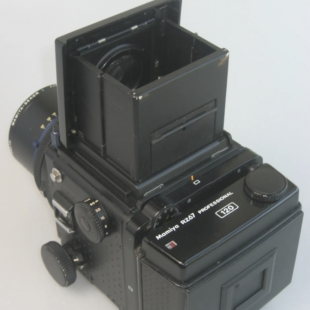 Mamiya RZ67 with Lens Working - Picture 2 of 3